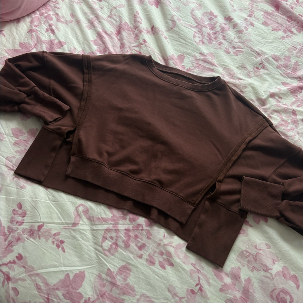 Brown Cropped Crewneck Size M